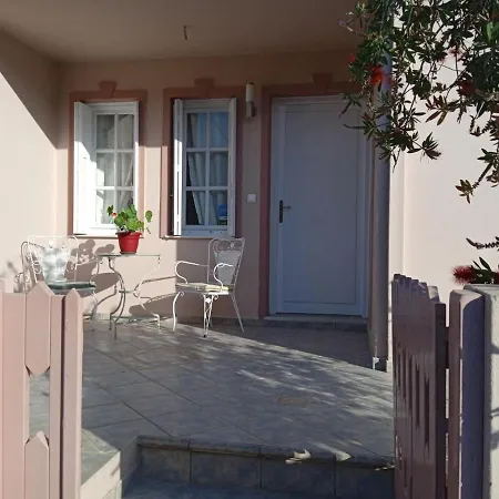 Andros Lighthouse Apartment Mesaria (Andros)