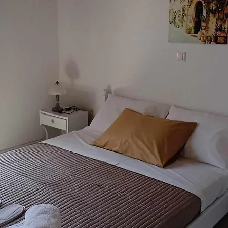 Andros Lighthouse Apartment *
