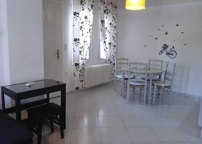 Andros Lighthouse Mesaria (Andros)