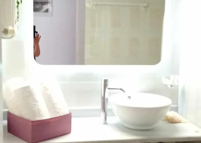 Andros Lighthouse Mesaria (Andros)